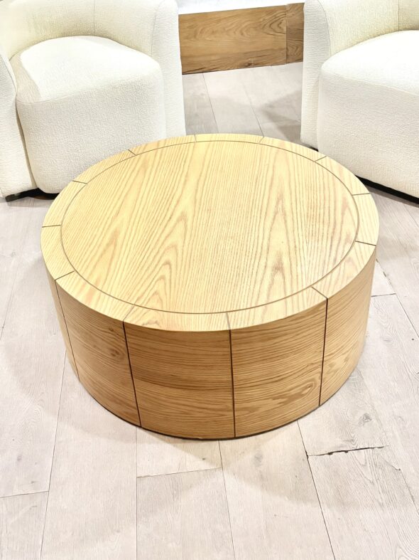 Round coffee table