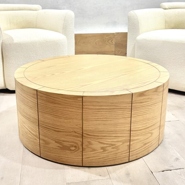 Round coffee table