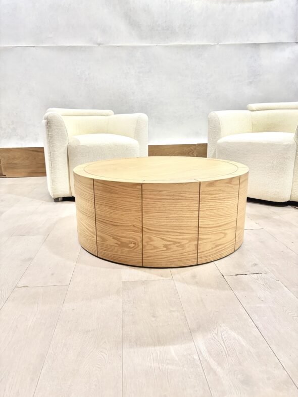 Round coffee table