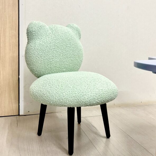 Kid’s Bear Chair