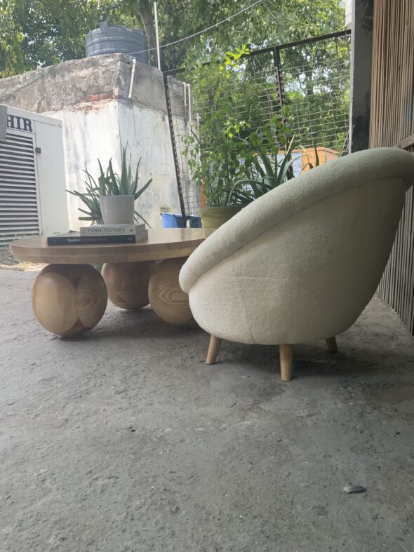 Tama coffee table